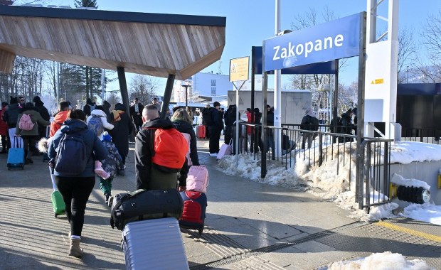 "Siedzą sobie pod palemką". Górale zaskoczeni brakiem gości z Warszawy