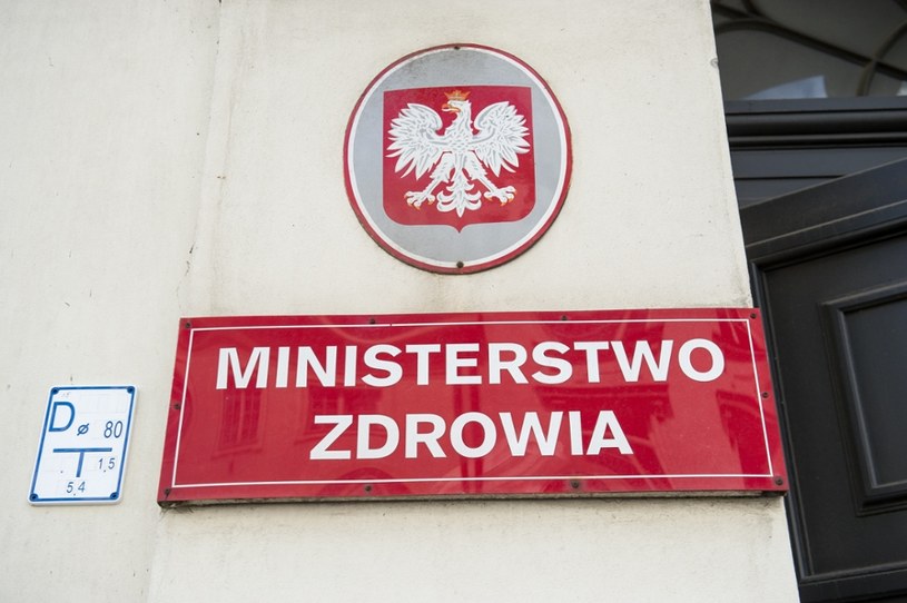 https://i.iplsc.com/siedziba-ministerstwa-zdrowia/0009FBLC41U7FJEG-C122-F4.jpg