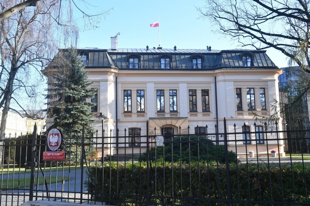 Siedziba Trybunału Konstytucyjnego w Warszawie /Radek Pietruszka /PAP