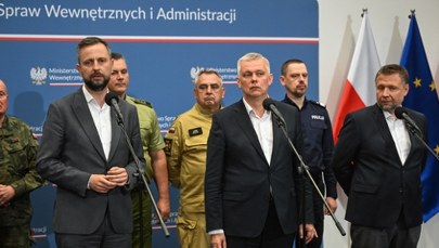 Siemoniak na chwilę przed nawałnicą. Mówił o najbliższych godzinach