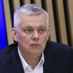 Siemoniak pokazał dokument. Kontra do słów prezydenta Nawrockiego