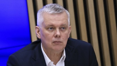 Siemoniak pokazał dokument. Kontra do słów prezydenta Nawrockiego