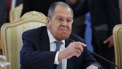 Siergiej Ławrow udzielił ostrej reprymendy Emmanuelowi Macronowi