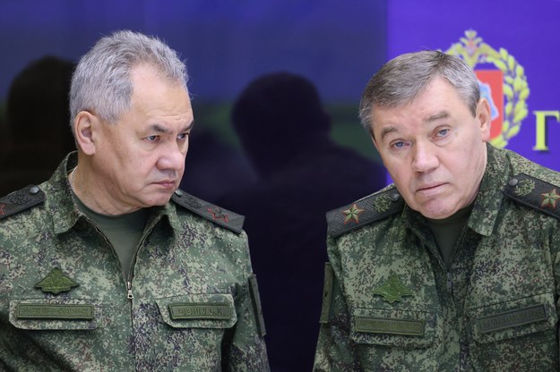 Siergiej Szojgu i Walerij Gierasimow w trakcie spotkania dowódców sił zbrojnych z Władimirem Putinem /GAVRIIL GRIGOROV/SPUTNIK/KREMLIN POOL /PAP/EPA
