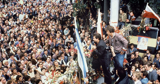 Sierpień 1980: Lech Wałęsa w Stoczni Gdańskiej fot. Jorma Puusa / Lehtikuva /AFP