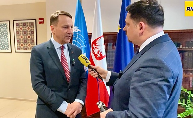 Sikorski dla RMF FM: Nic nie wskazuje na to, aby Putin zechciał zakończyć swoją agresję