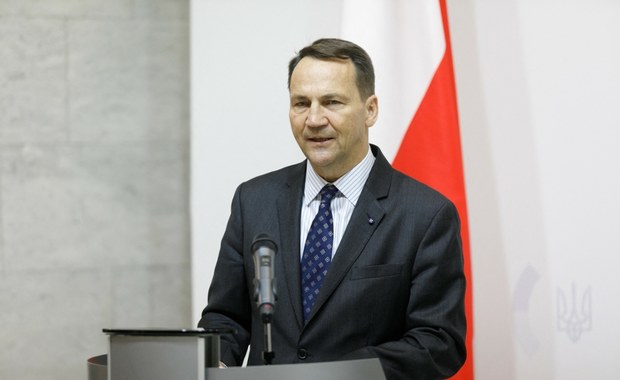 Sikorski: Natychmiast opuśćcie Iran