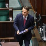 Sikorski o ataku na Iran: Polska miała pewną wiedzę uprzedzającą
