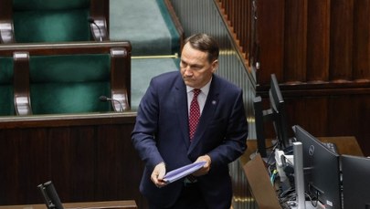 Sikorski o ataku na Iran: Polska miała pewną wiedzę uprzedzającą