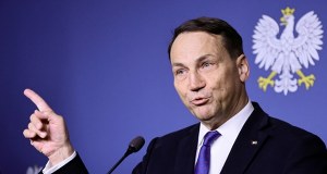 Sikorski o deklaracjach ambasadora Toma Rose'a. Sprawa wymaga wyjaśnienia