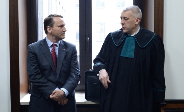 Sikorski o Giertychu: Zatrzymany dzień przed pokazaniem dowodów na uwikłanie rządu PiS w wielki skandal finansowy