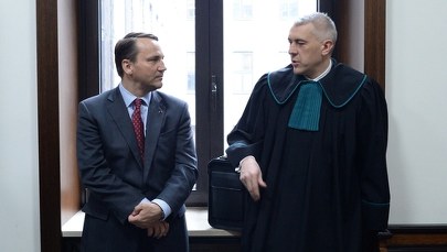 Sikorski o Giertychu: Zatrzymany dzień przed pokazaniem dowodów na uwikłanie rządu PiS w wielki skandal finansowy