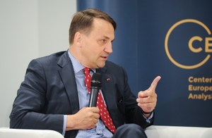 ​Sikorski o Schetynie i Nowaku. Kolejne taśmy z restauracji "Sowa i Przyjaciele"