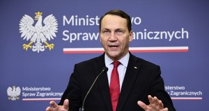 Sikorski oburzony decyzją Węgier. "Putin zapewne się odwdzięczy"