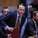 Sikorski ostro do Rosji: Zostaliście ostrzeżeni