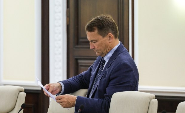 Sikorski ostro: Sprawdziłbym, który był takim durniem