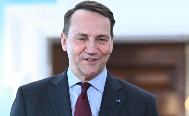 Sikorski przestrzega na forum ONZ. Mówi o zbrodniarzu wojennym 
