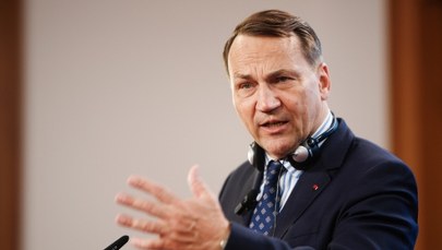 Sikorski sugeruje Bąkiewiczowi wizytę w Moskwie. "Żeby tam się upomniał o polskie ofiary"