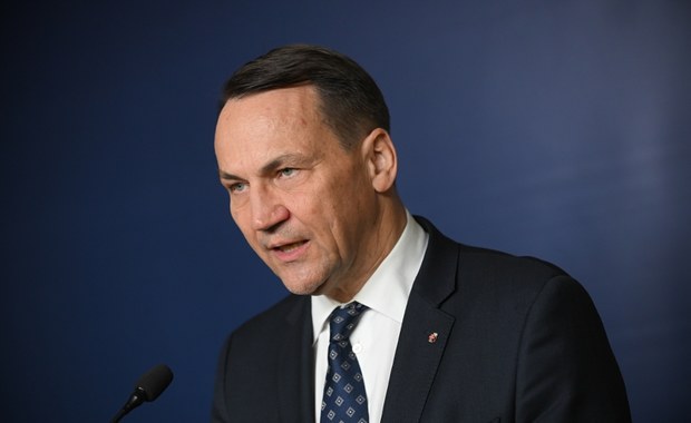 Sikorski: W sprawach zbrojeń wolę mowę chrystusową