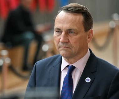 Sikorski zapowiada przełom w NATO. Będzie zgoda na 5 proc. na obronność?