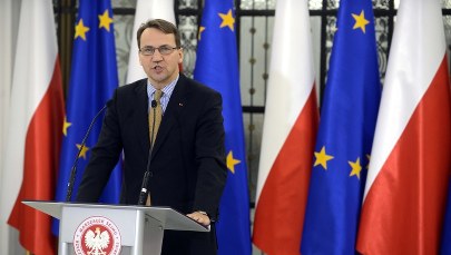 Sikorski: Zwróciłem się do komisji o szybsze prace ws. zakazu zasłaniania twarzy 