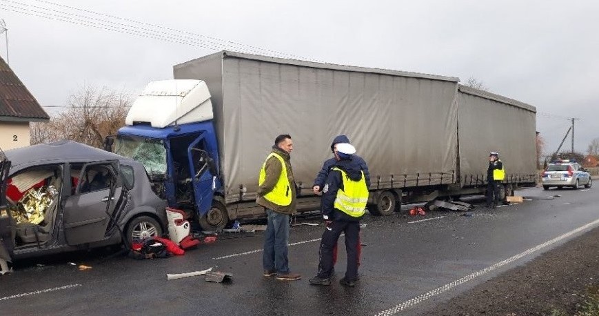 Siła uderzenia była naprawdę duża /Policja