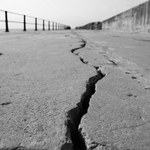 Silne i niebezpieczne trzęsienie ziemi w Indonezji
