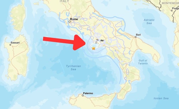 Silne trzęsienie ziemi u wybrzeży Neapolu