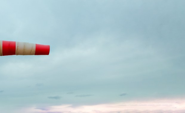 Silniej powieje w Pomorskiem. Alert dla kilku powiatów