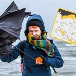 Silny wiatr na północy Polski. Wydano alerty, sporo interwencji