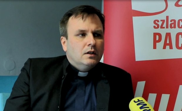 Siłowe przejęcie w Stowarzyszeniu Wiosna. Ksiądz Babiarz wszedł z ochroniarzami