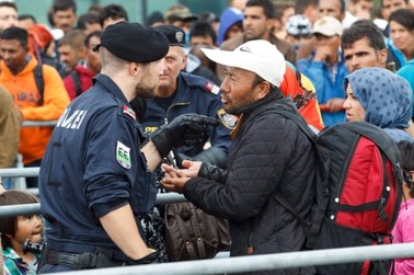 Siłowe rozwiązanie szefa europarlamentu ws. uchodźców