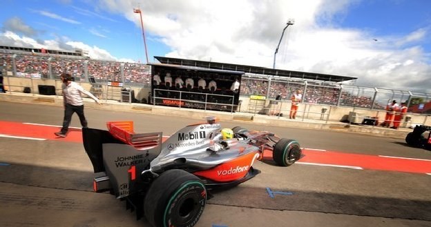 Silverstone to trudny i wymagający tor /AFP