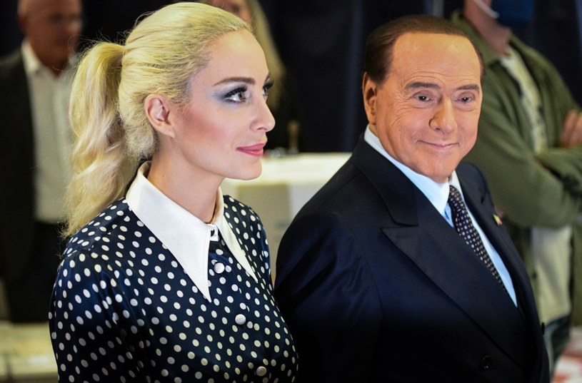 Silvio Berlusconi i jego narzeczona Marta Fascina triumfowali w tegorocznych wyborach /Getty Images
