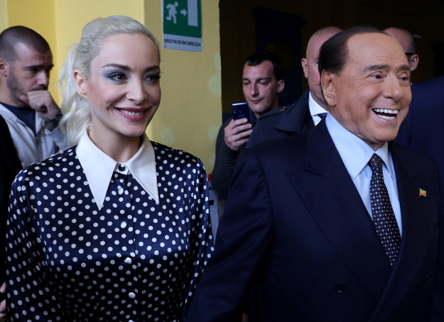 Silvio Berlusconi i jego partnerka Marta Fascina /MATTEO BAZZI    /PAP/EPA
