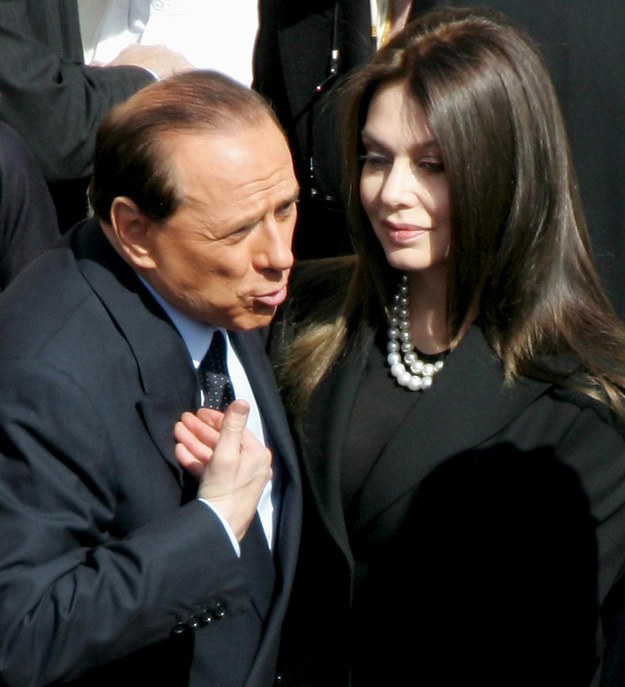 Silvio Berlusconi i Veronica Lario na zdjęciu z maja 2005 roku /ETTORE FERRARI /PAP/EPA