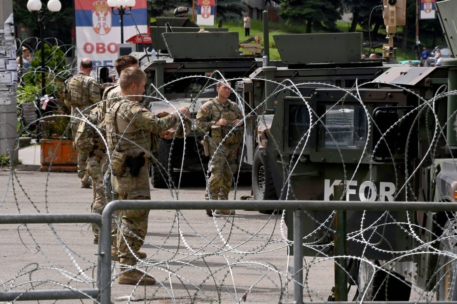 Siły KFOR w Kosowie /GEORGI LICOVSKI /PAP/EPA