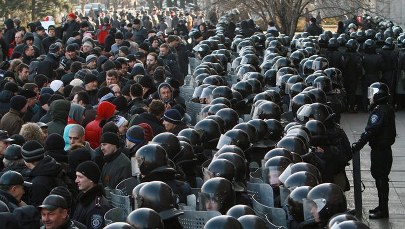 Siły rosyjskie zajęły kolejne lotnisko na Krymie