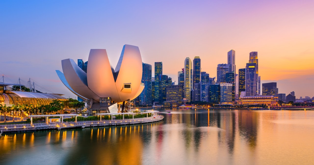 Singapur najdroższym miastem świata. Kolejne miejsca zajmują Hong Kong i Londyn /123RF/PICSEL