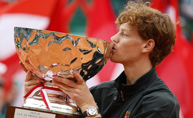 Sinner nowym liderem światowego rankingu ATP. Hurkacz z awansem
