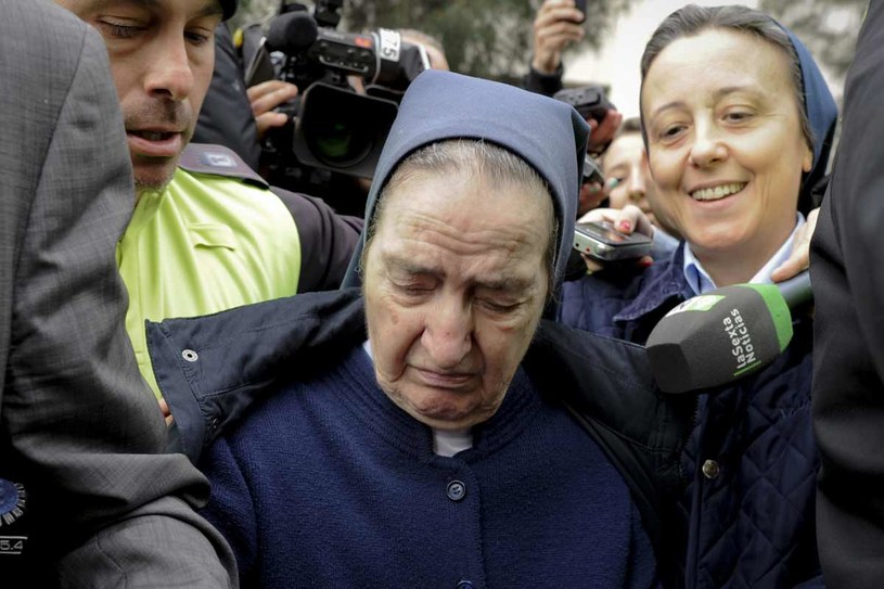 Siostra Maria Gomez Valbuena z zakonu Sióstr Miłosierdzia św. Wincentego a Paulo odmawiała składania zeznań /AFP