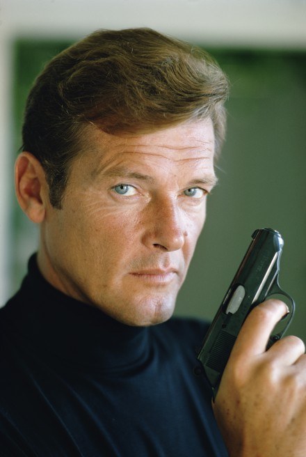 Sir Roger Moore - "My Word is my Bond" - fot. Terry O'Neill /Getty Images/Flash Press Media