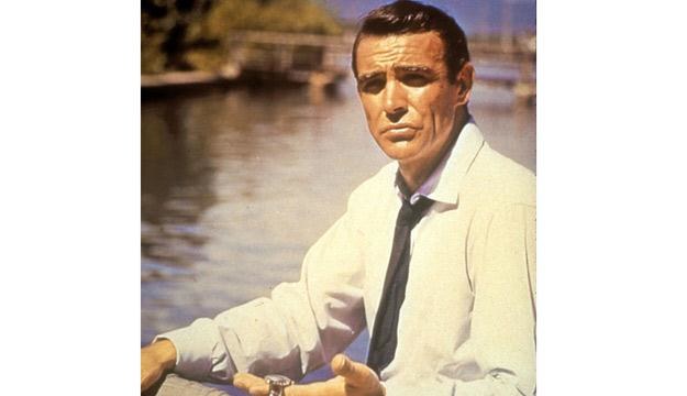 Sir Sean Connery jako James Bond w filmie "Dr No" (1962 rok) /materiały prasowe