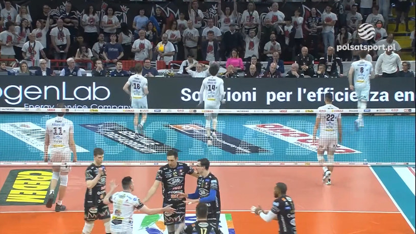 Sir Sicoma Monini Perugia - Power Volley Milano 1:3. Skrót meczu. WIDEO