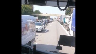 Skandal na A4. Policja: Kierowcy samowolnie podjęli decyzję o jeździe pod prąd