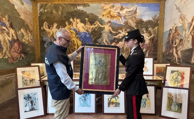 Skandal na wystawie dzieł Dalego. Do akcji wkroczyli karabinierzy