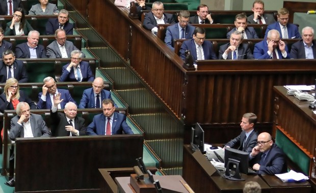 "Skandal", "oszustwo". Chaos podczas wybierania posłów do KRS