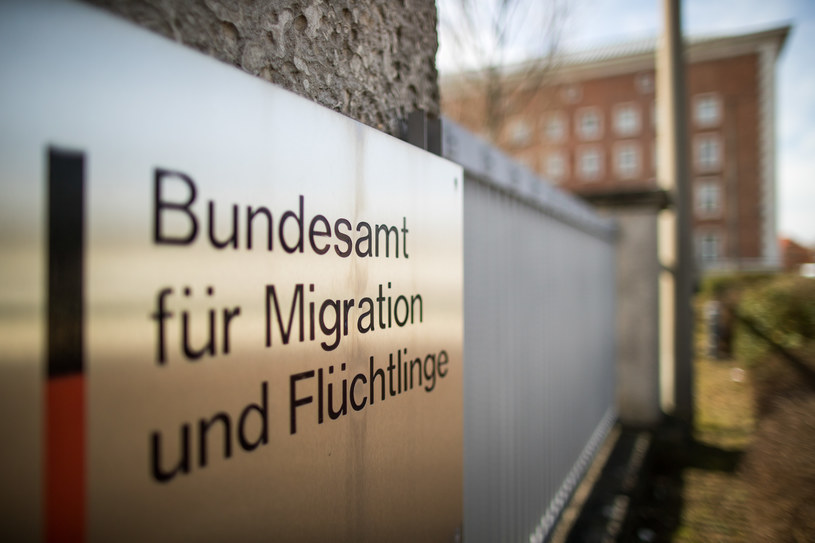 Skandal w Federalnym Urzędzie ds. Migracji i Uchodźców (BAMF) /Daniel Karmann /AFP