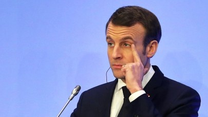 Skandal w najbliższym otoczeniu Macrona! Setki tysięcy euro i współpraca z rosyjskim miliarderem