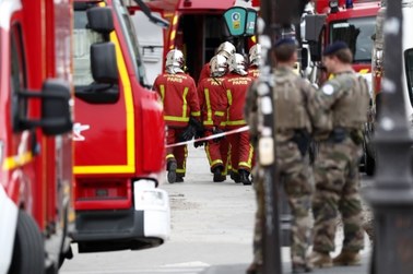 Skandal we Francji. Nożownik mógł być "wtyczką" ISIS w specsłużbach